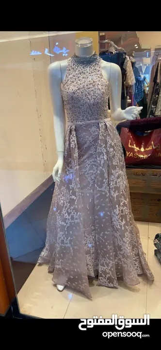 فستان زواج لبسه واحده