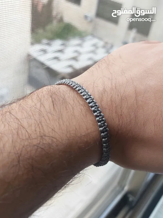 اساور خيوط شغل يدوي handmade ديزاينات مختلفة وحسب الطلب bracelets