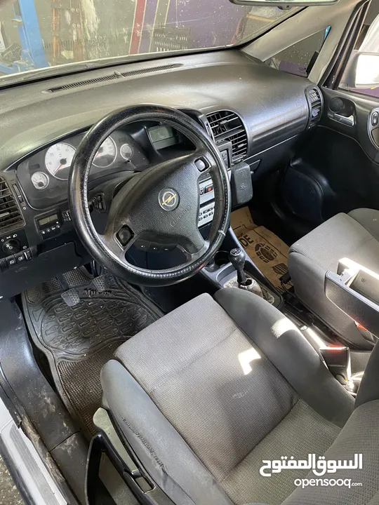 Opel zafira 2004