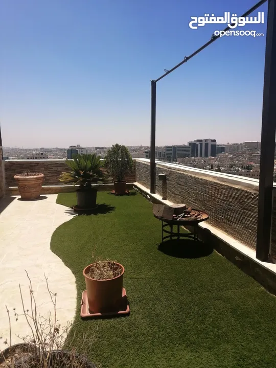 رووف مع ترس مميز للأيجار مفروش  Rooftop with nice viewing Terrace