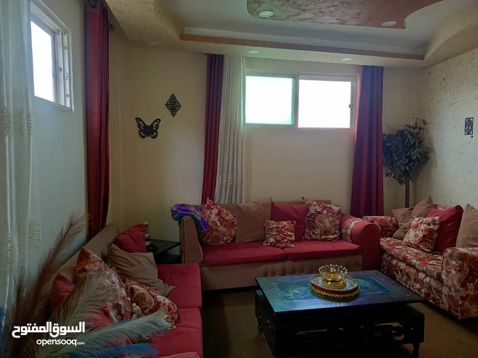 عماره سكنيه للبيع