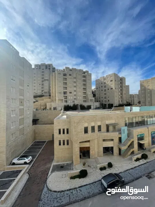 شقه للبيع في روابي مساحه 135 متر مربع بسعر مغري