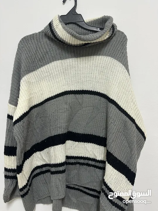 ملابس نسائية مستعمل شبه جديد