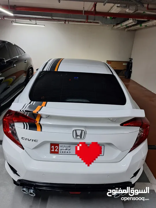 Honda civic 2017model Gcc  very clean and beautiful  158700km running  1year mulkiya insurance