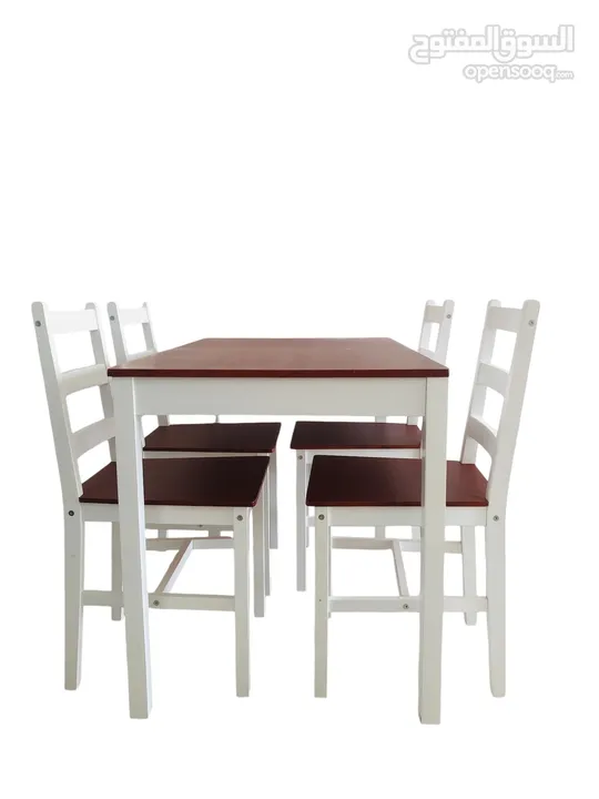 Dining table and 4 chairs in good condition