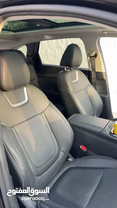 Hyundai Tucson Limited Full Options - All-Wheel Drive (اعلى فئة)