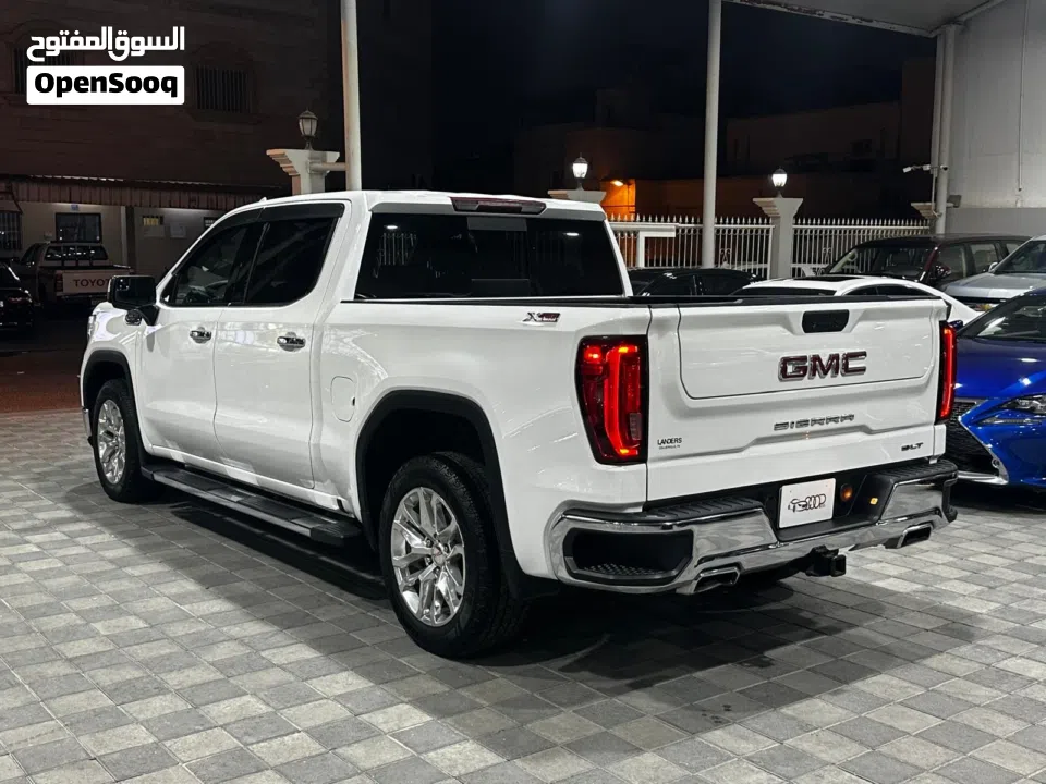 GMC Sierra