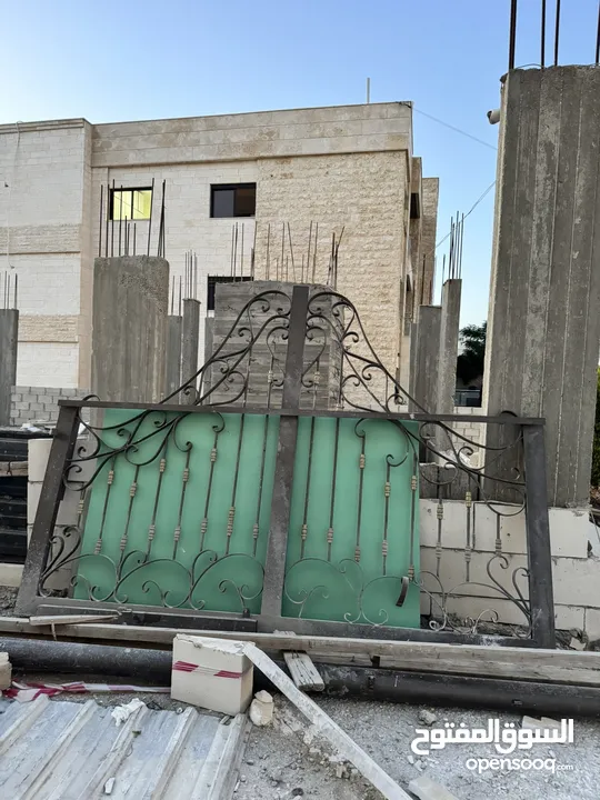 باب حديد سحاب ( كراج سياره )  للبيع