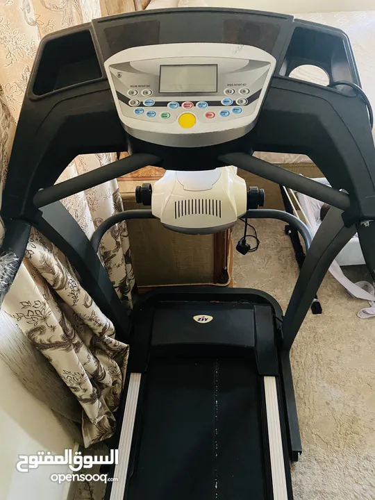 Treadmill for sale : أجهزة رياضية مستعمل : عجمان الراشدية (231151872)