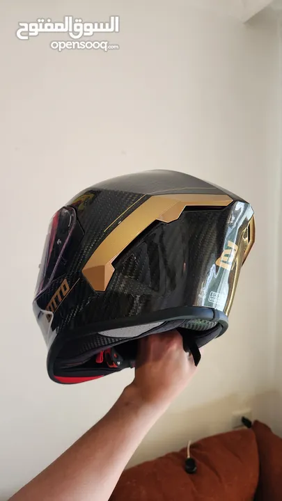 خوذة بوجوتو كاربون فايبر bogotto phantom carbon