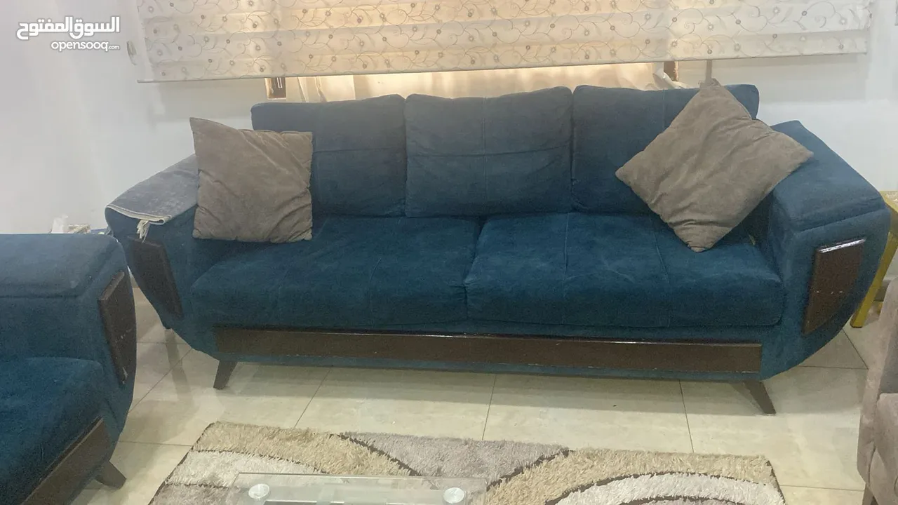 كنب للبيع حاله جيده