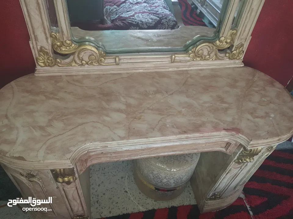 غرفة نوم صناعة مصرية خشب دمياطي غرفة خشب قوي بتضل العمر مستعملة