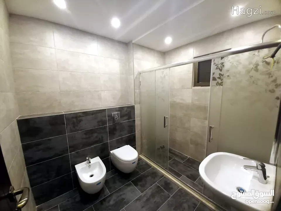 شقة فاخرة للبيع في أم اذينه  ( Property ID : 30716 )