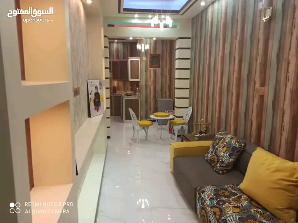 للبيع عمارة خمسه ادوار وطيرمانه مع اثاث فاخر في قلب صنعاء عرطة العرطات