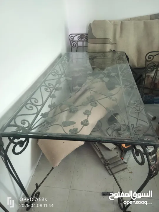 طاولة سفره كلاسك