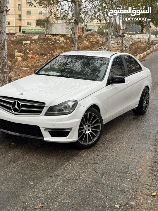 مرسيدس 204. موضيل 2012