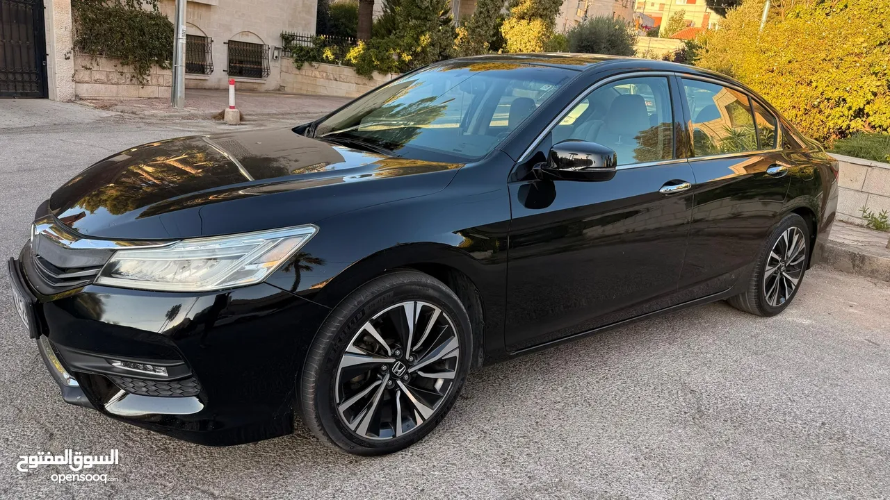 هوندا اكورد 2017 للبيع Honda accord 2017.