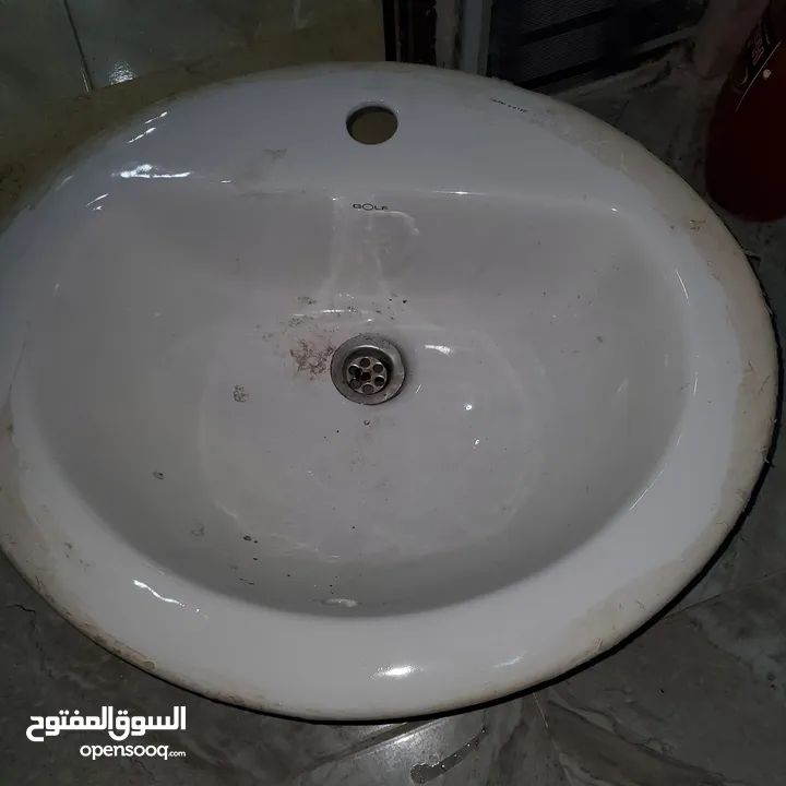 مغسلة للبيع بحالة جيده جدا