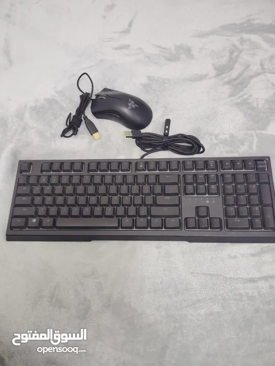 لوحه المفاتيح+ماوس للبيع Keyboard + March for sale in good condition