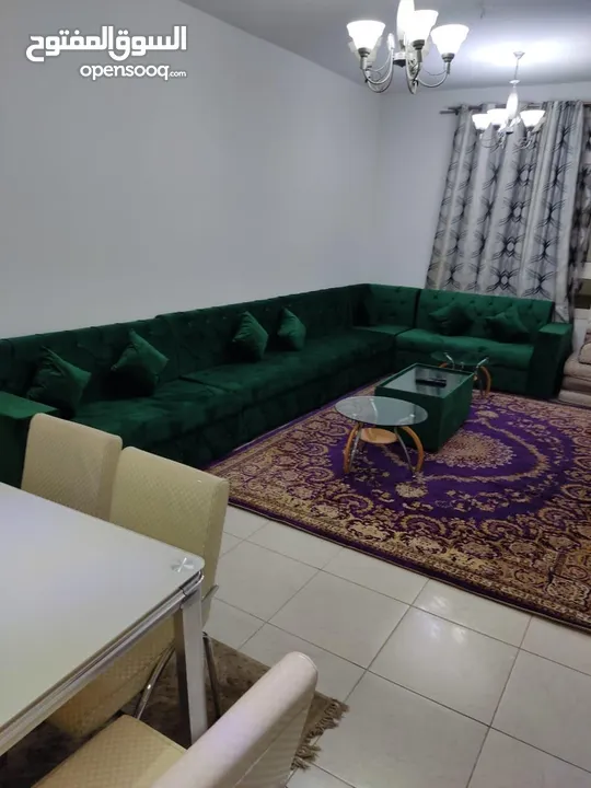 ابو علاء  متاح من اليوم غرفة وصالة مفروش فرش فندقي بالتعاون مساحة كبيرة جدا
