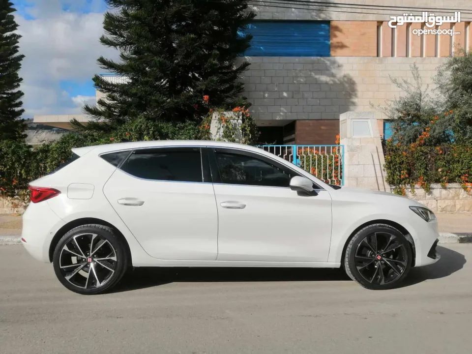 سيات ليون 2020