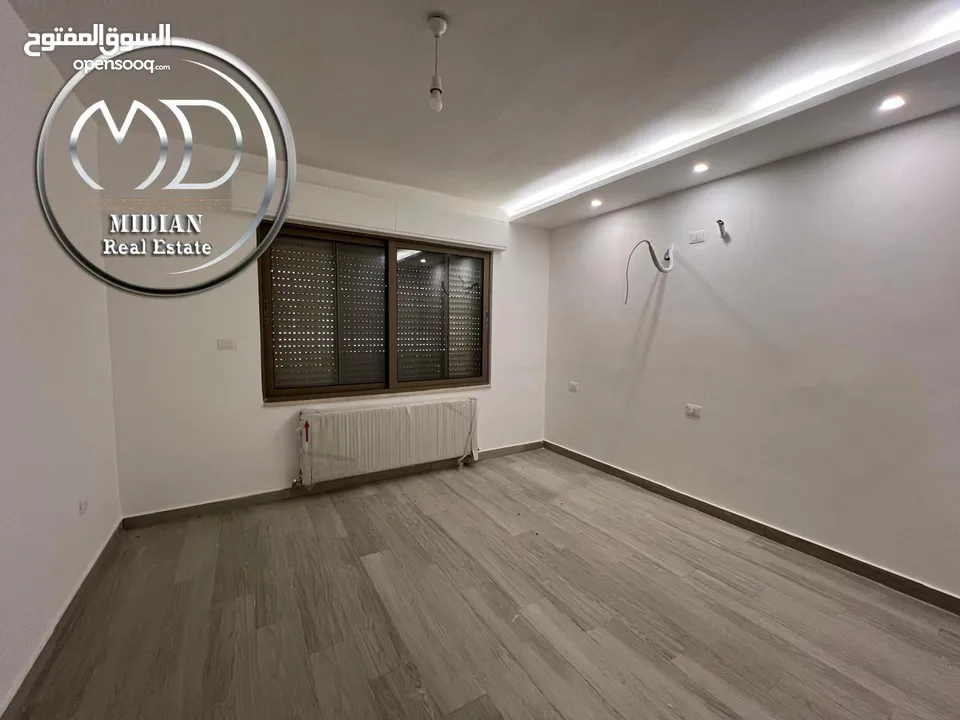 شقق جديدة للبيع الشميساني مساحات 160م & 195م طوابق مكررة و أخير مع روف تشطيبات و ديكورات سوبر ديلوكس