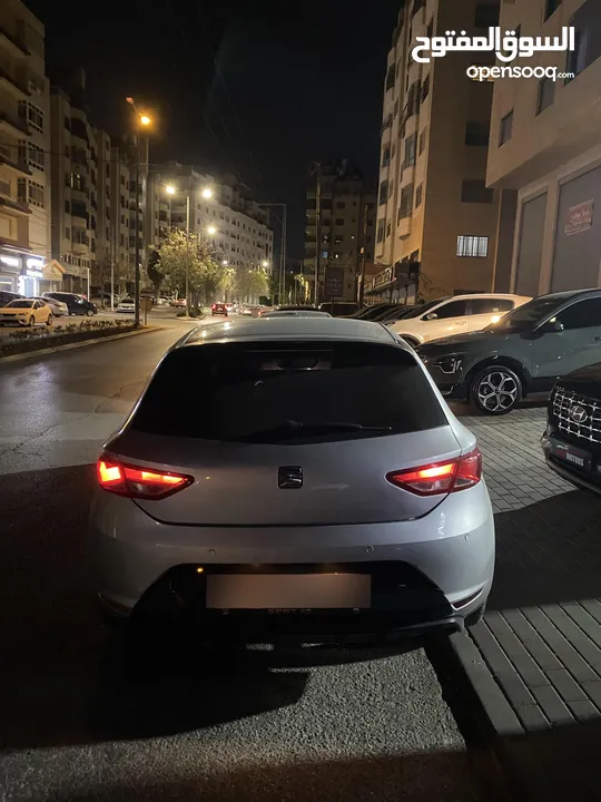 سيات ليون 2015 للبيع