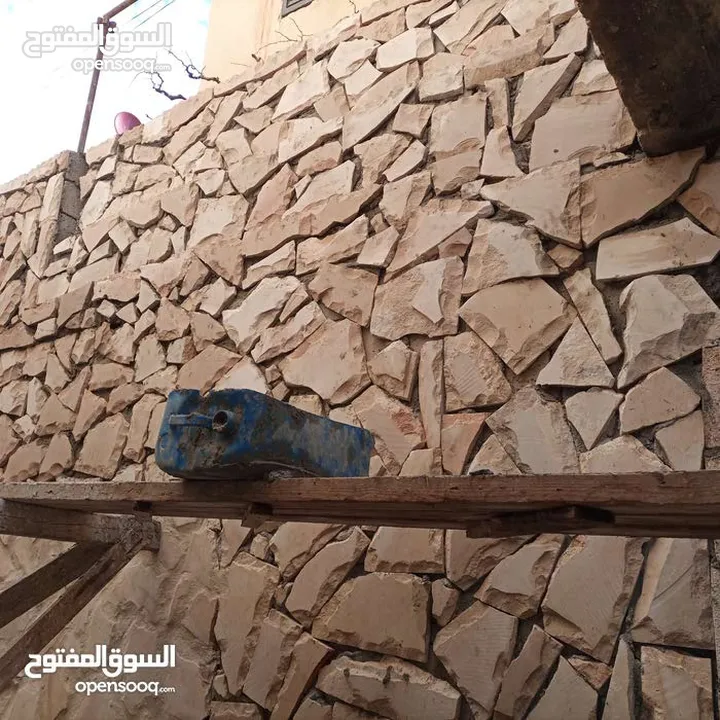 تركيب جميع انواع الحجر والشحف وجميع انواع الديكورات في داخل انحاء المملكه