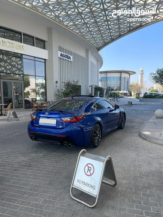 سلام عليكم.(اعلان للنشر)  للبيع Lexus RcF-V8 موديل : 2015  ماشي : 140,000