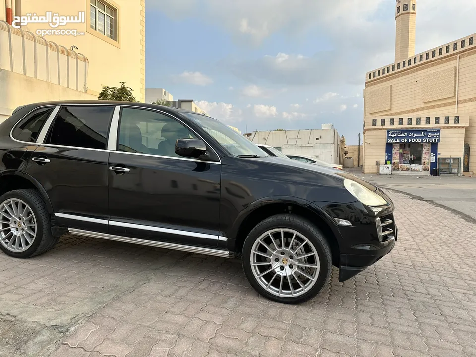 Porsche Cayenne 2009 4.8 L V8