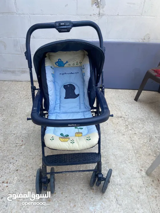 عربايه اطفال بحاله جيده للبيع