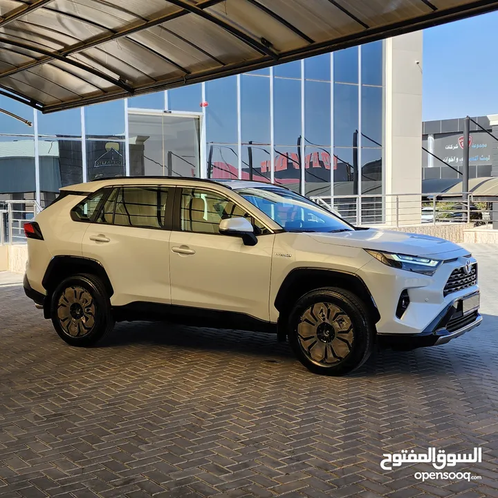 TOYOTA RAV4 XLE HYBRID- BLACK EDITION-2024-صنع ياباني