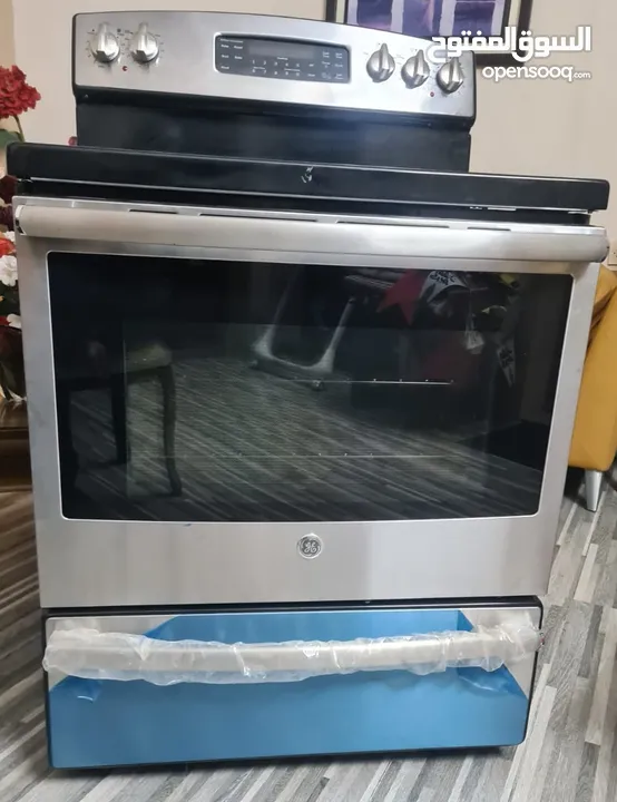 Electric cooking  range for sale