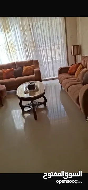 شقه شبه ارضي مفروشه للبيع مرتبه مشمسه باسكان البيدر راقي قريبه جدا عالمدارس والسوبرماركت والجامع