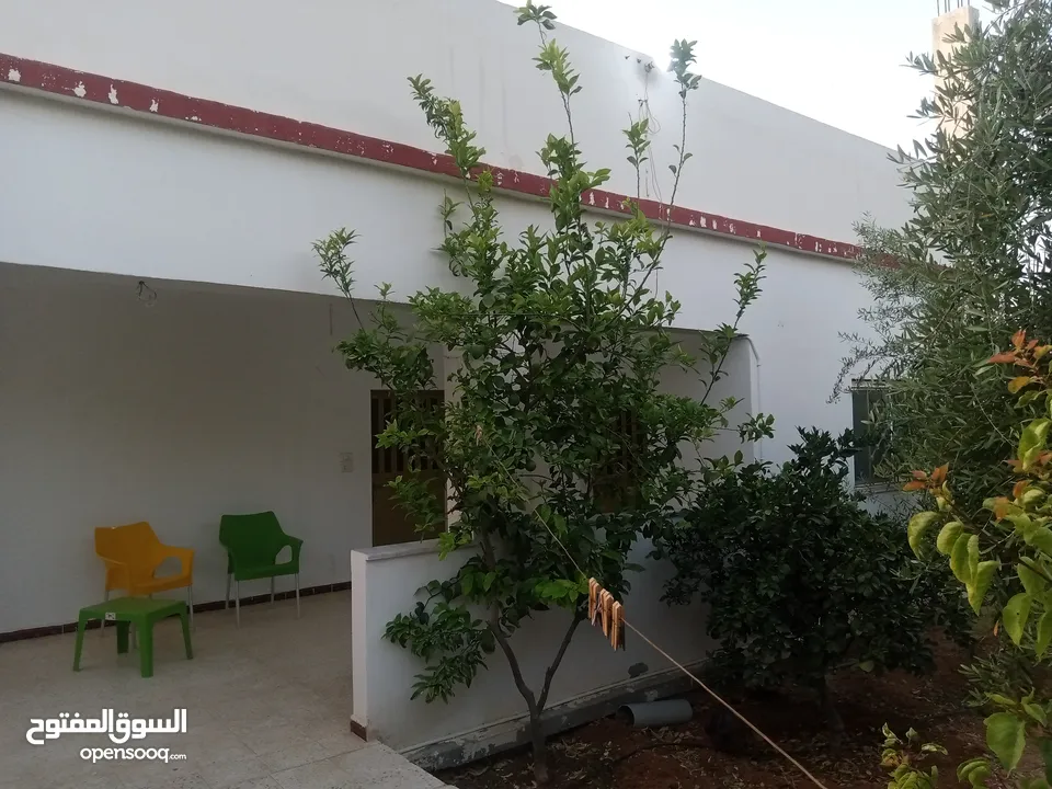 بيت مستقل طابقين