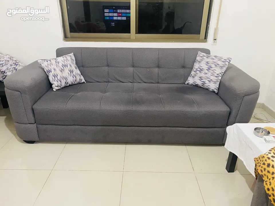 اثاث منزل مستعمل استعمال خفيف