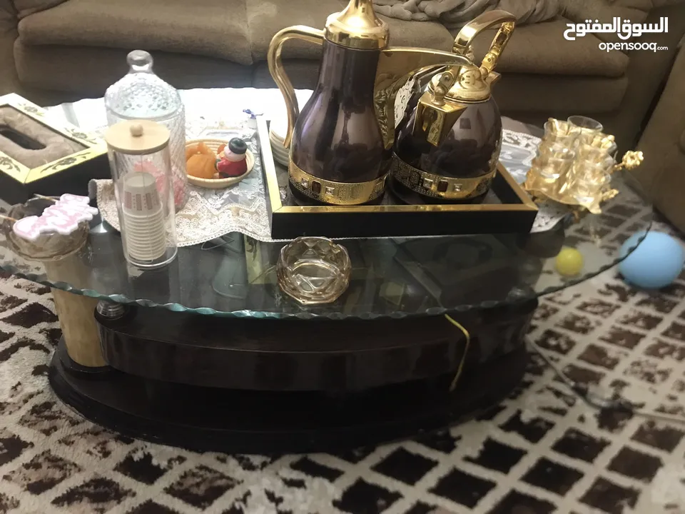 طاولات غرفه ضيوف او غرفه معيشه