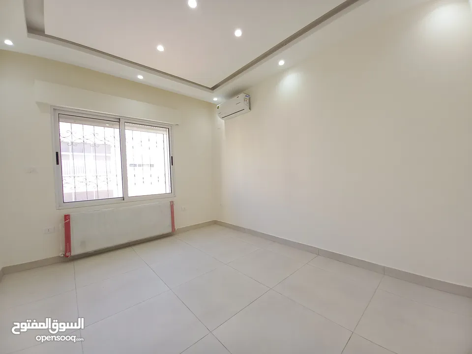 شقة غير مفروشة للايجار في الرابية  ( Property 34440 ) سنوي فقط