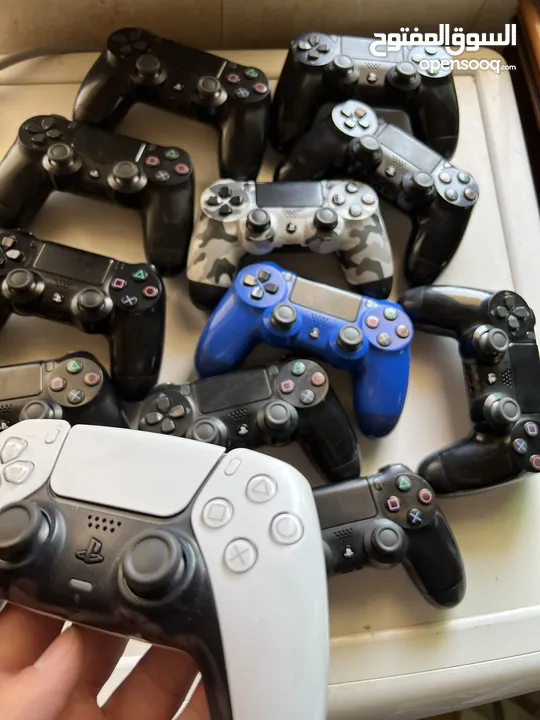 ايادي اصلية  ps4 بسعر حرققققق بحالة الجديد عالفحص عالفحصصص  Controller ps4 like new