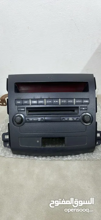 Mitsubishi Outlander Am FM CD Radio 8701A470 OEM