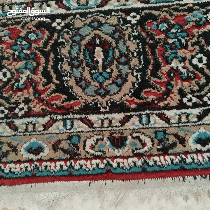 سجاده كبيرة قديمة و لكن أصلية للبيع