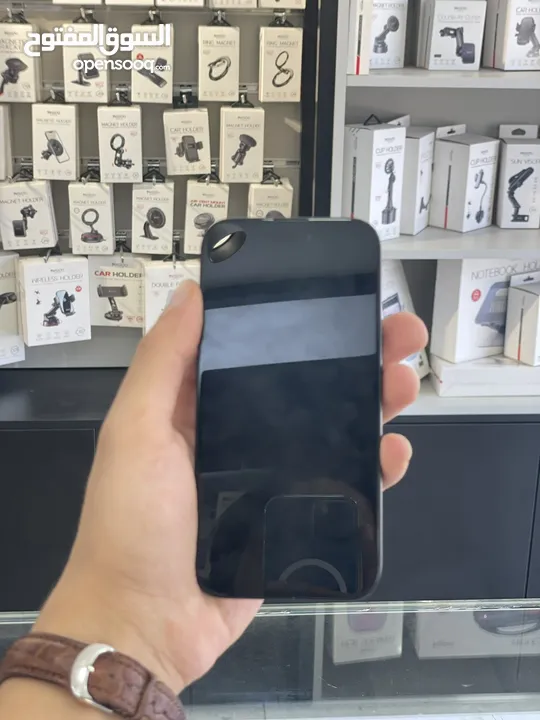 Iphone 15 مشفر للبيع