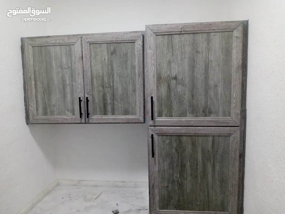 صيانة ونقل وتركيب  وتفصيل جميع انواع المطابخ المنيوم أو خشب بأسعار مناسبة