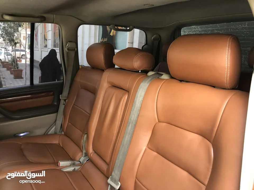 لكزس بازرعة LX470 بحالة الوكالة