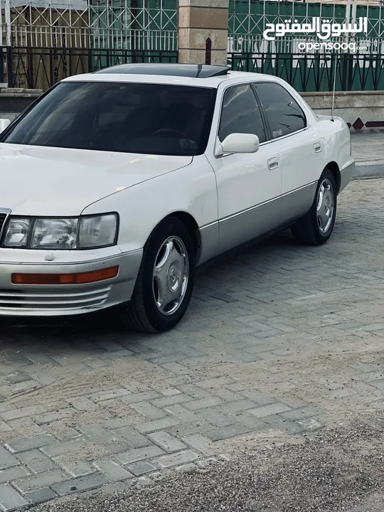 لكزس ls400