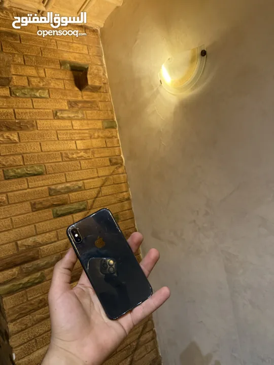 آيفون  x  البيع