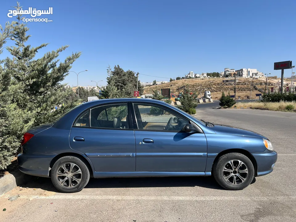 كيا ريو 2001 بحاله جيده للبيع