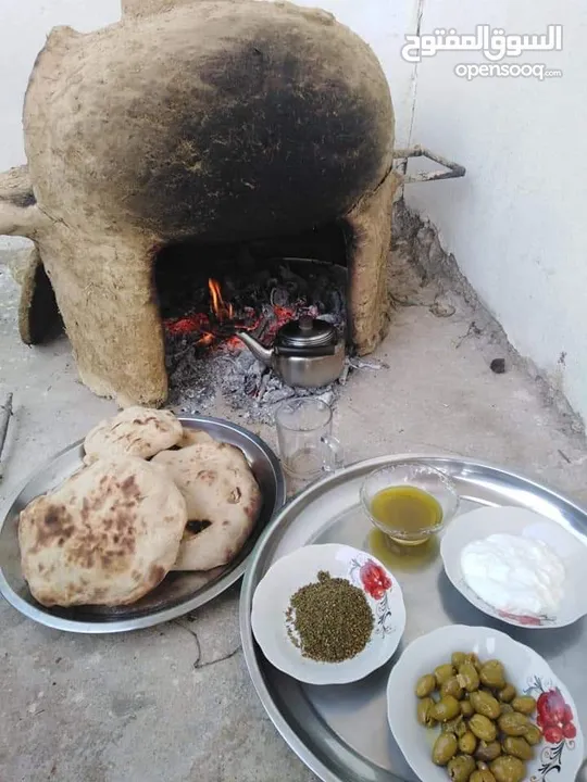 فرن طابون متحرك صنع من طين