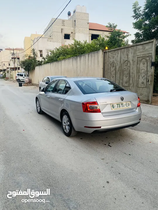 اوكتافيا 2019 مطور 2000 ديزل اتماتيك برايفت  بحاله الوكالة فحص نخب