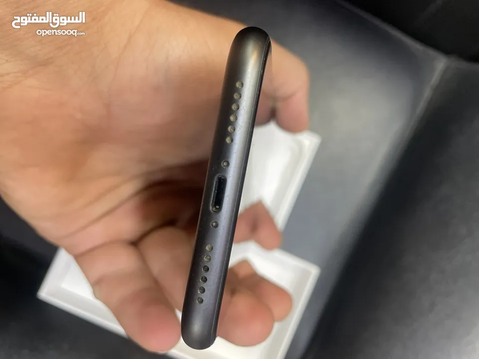 iPhone 11 128 giga بحال الجديد